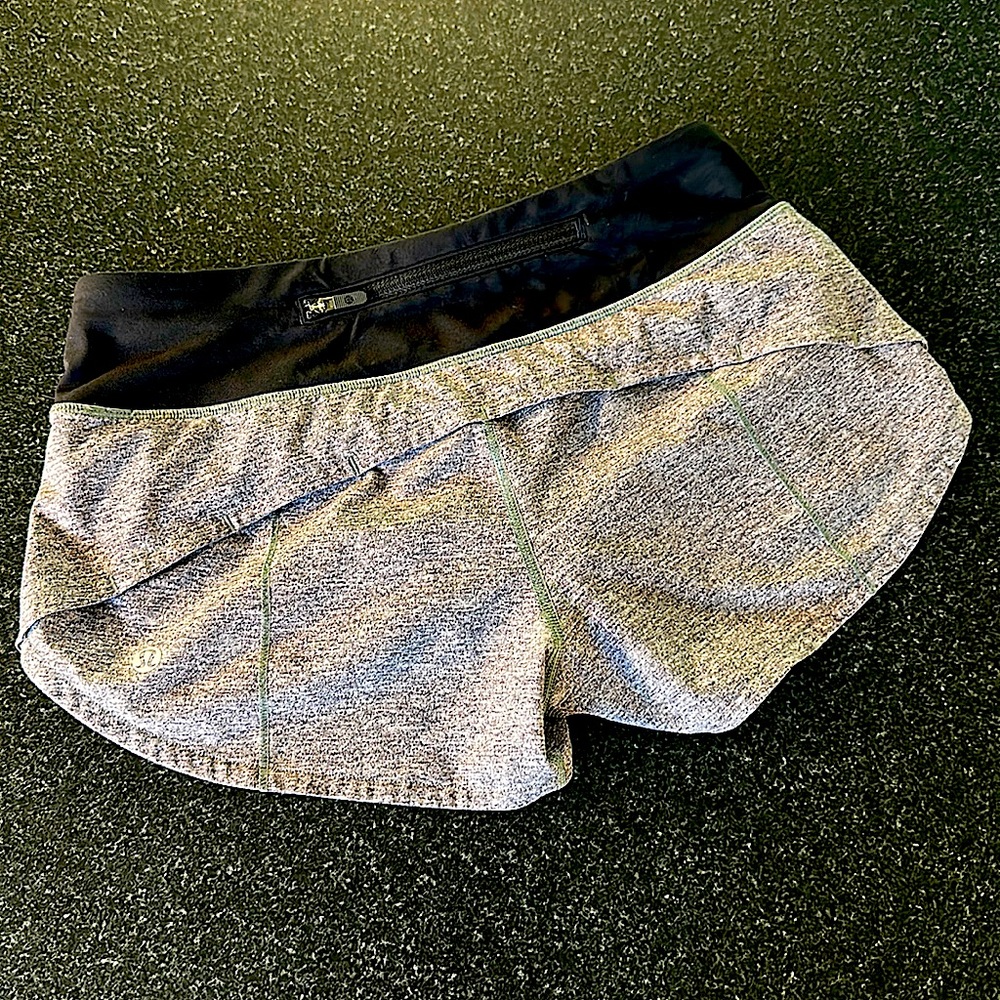 Lululemon Speed Up Low Rise Lined Short 2.5"